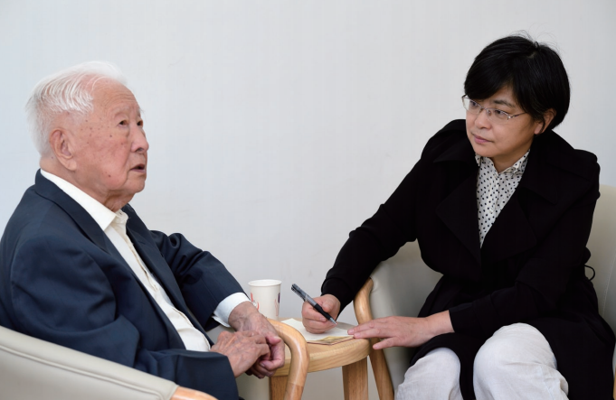 2020年9月30日，楊雪梅采訪陶瓷大家耿寶昌先生。