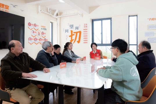 2024年3月，福建省泉州市洛江區(qū)信訪干部開展矛盾糾紛調(diào)解工作。